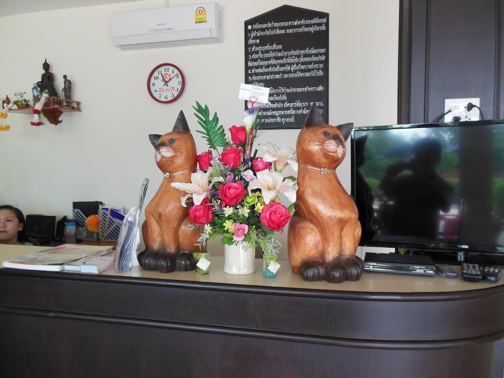 Hotel The Family Grand à Udon Thani Extérieur photo