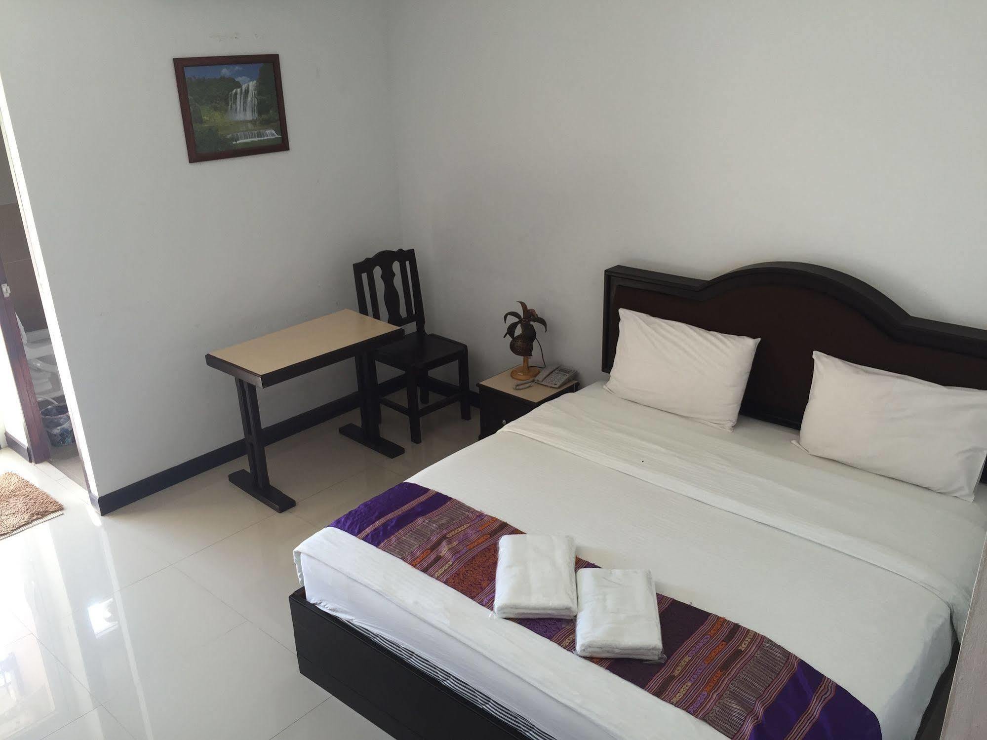 Hotel The Family Grand à Udon Thani Extérieur photo